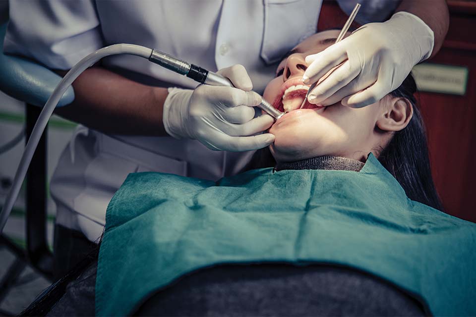 Emergency Dentist in Ann Arbor: What to Do Right Now
